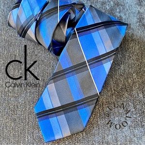 Calvin Klein | 🎄 100% Silk Tartan/Checks Tie.